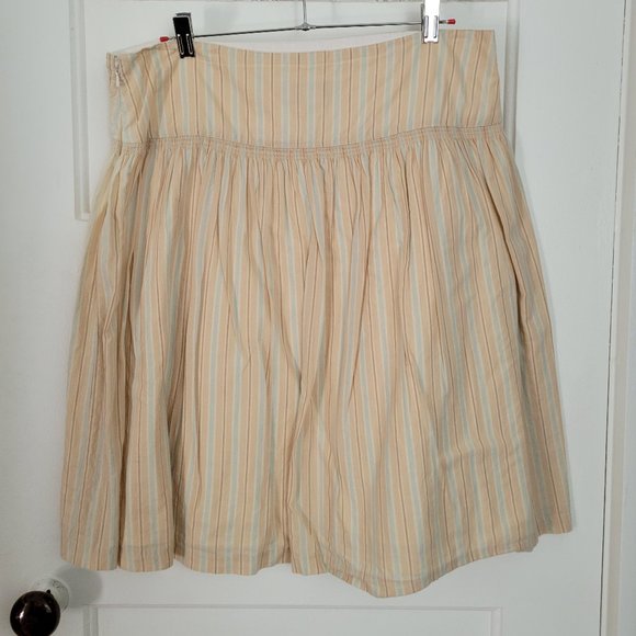 Old Navy A-Line Flowey Skirt with vertical stripes. Size 6 - Picture 1 of 3